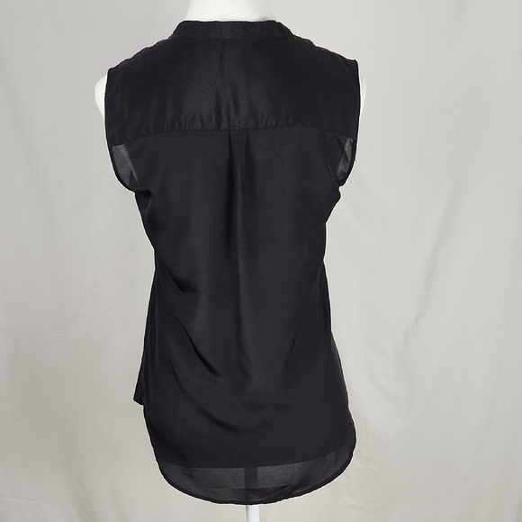 H&M Black Sleeveless Fitted Blouse with Mandarin Collar - Picture 3 of 7
